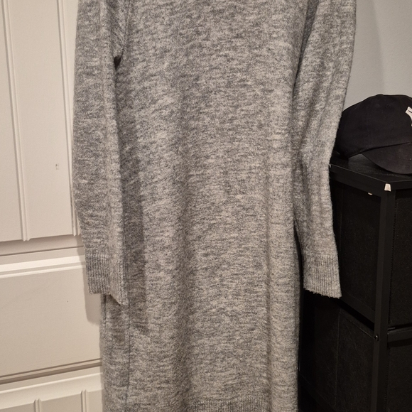 Cardigans - Picture 3 of 9